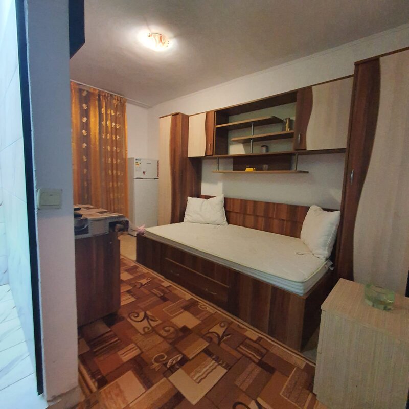 Vitan mall, Mihai Bravu metrou