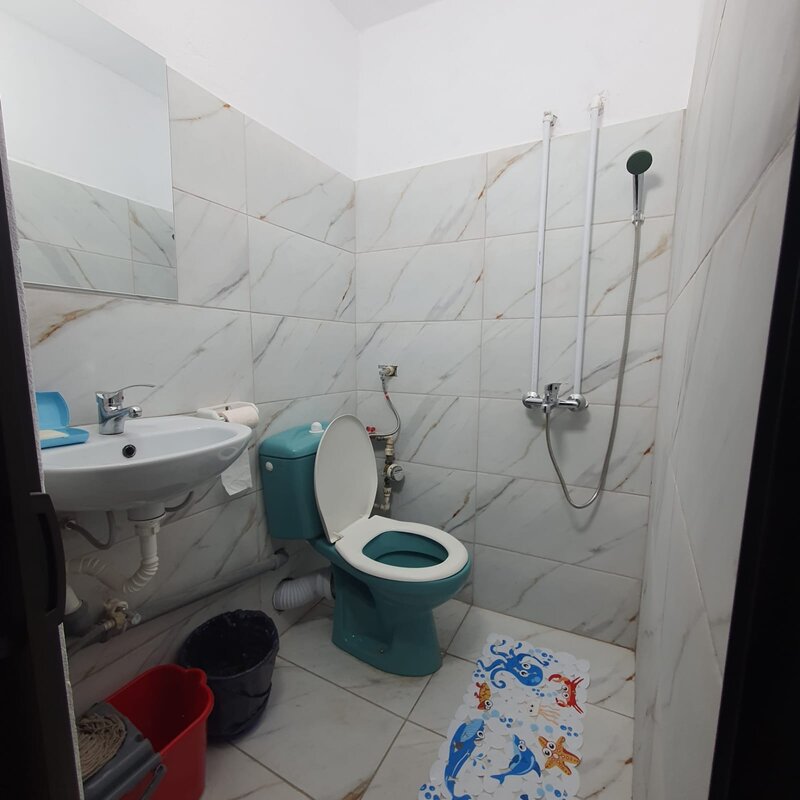 Vitan mall, Mihai Bravu metrou